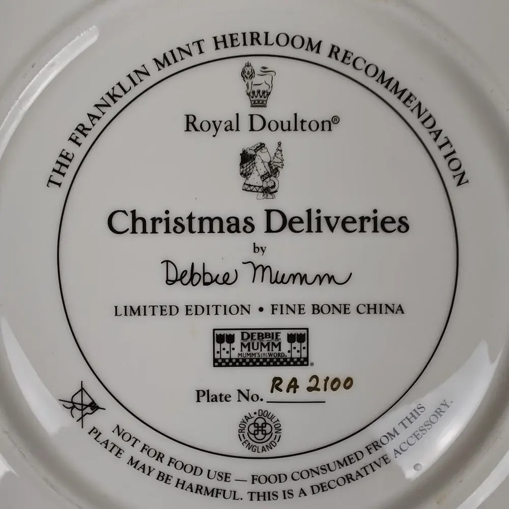 FRANKLIN MINT Royal Doulton CHRISTMAS DELIVERIES Bone China Plate By Debbie Mumm